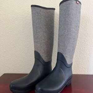 Hunter Blue Winter & Rain Boots Size 5